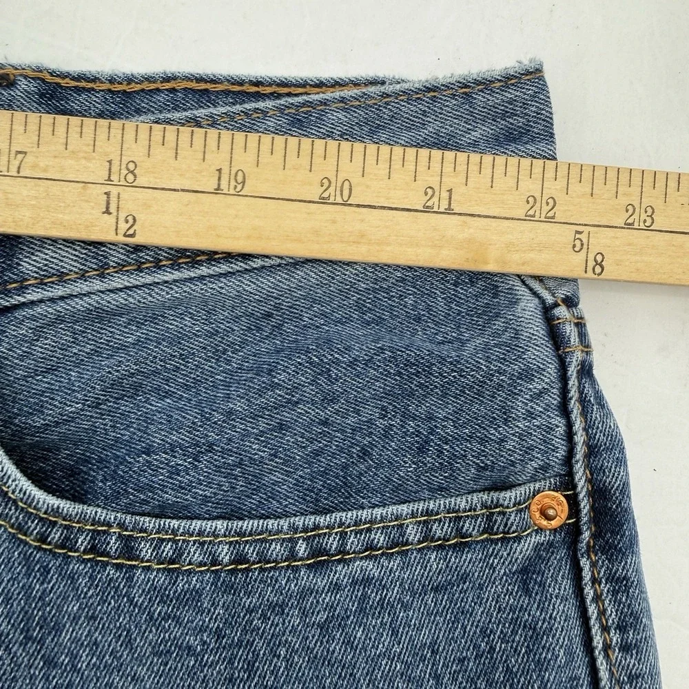 Levi's 550 Relaxed Fit Jeans Men 46x29 (44x28 Measured) Light Wash Denim Red Tab